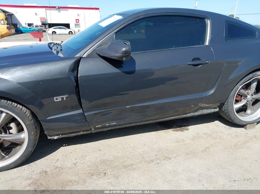 2007 FORD MUSTANG VIN: 1ZVFT82H175270870