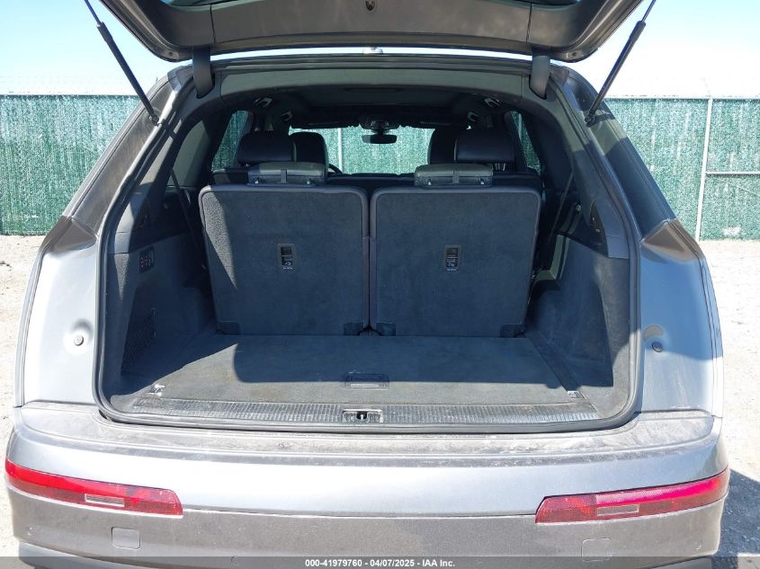 2017 Audi Q7 3.0T Premium VIN: WA1LAAF70HD006612 Lot: 41979760