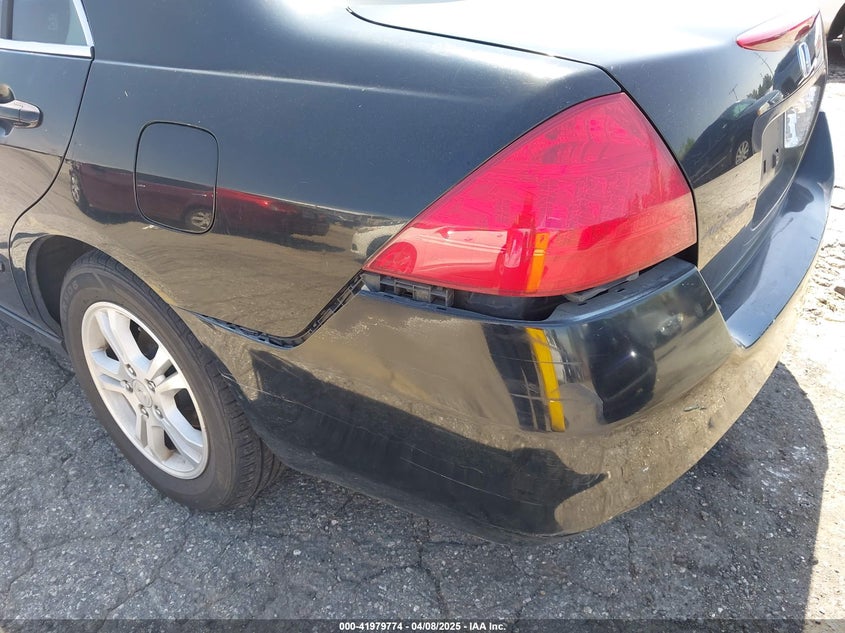 2007 HONDA ACCORD VIN: 1HGCM56867A063086