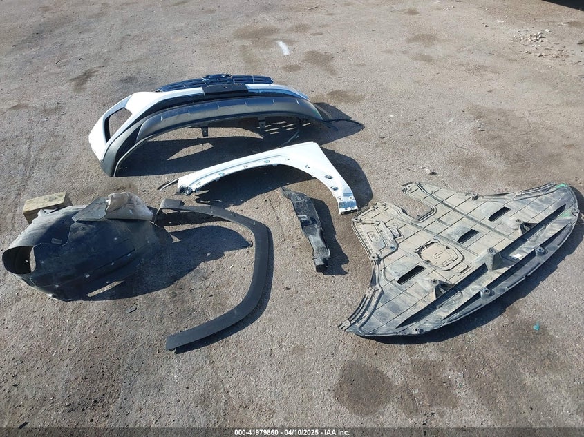 2024 HYUNDAI TUCSON LIMITED - 5NMJECDE7RH372851