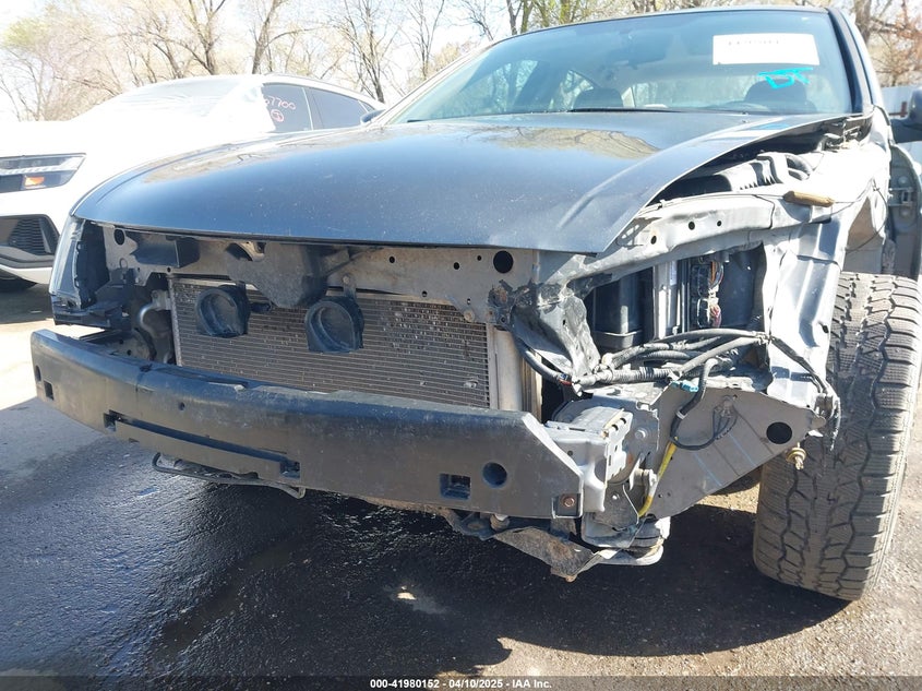 2010 HONDA ACCORD VIN: 1HGCP2F40AA005596