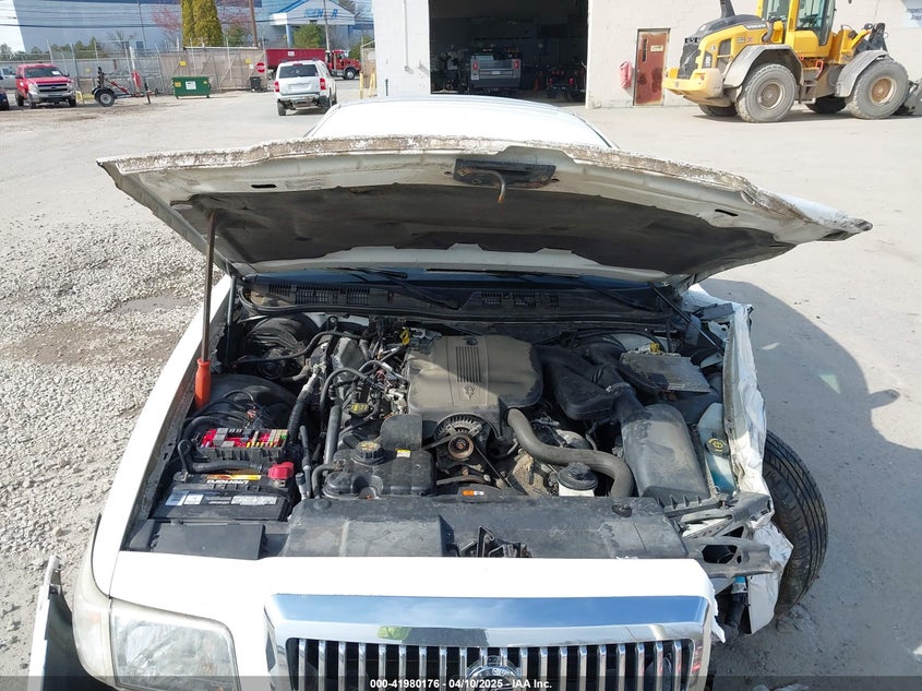 2010 MERCURY GRAND MARQUIS VIN: 2MEBM7FV7AX611959