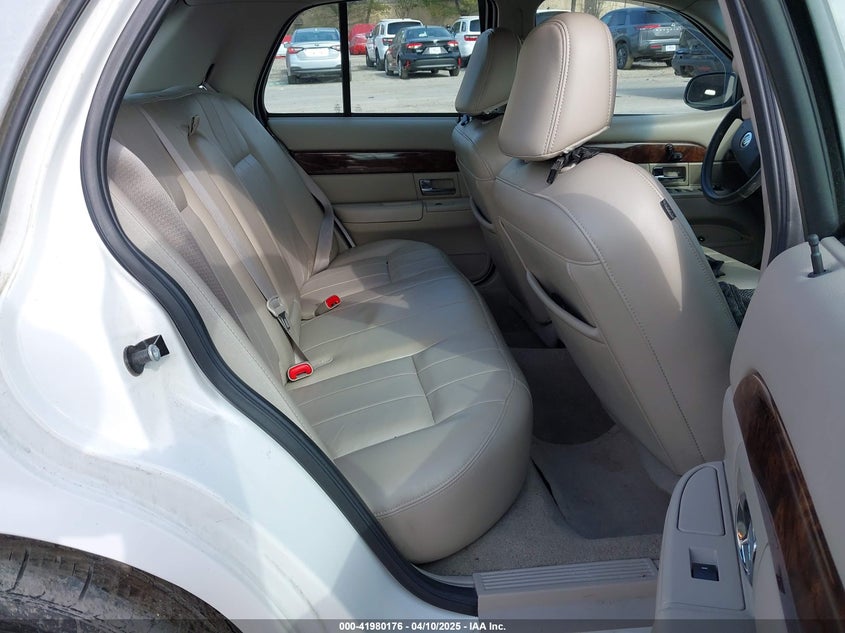 2010 MERCURY GRAND MARQUIS VIN: 2MEBM7FV7AX611959