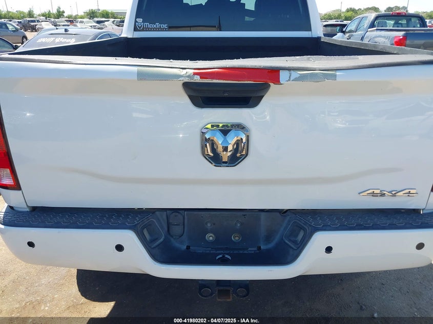 2017 RAM 1500 TRADESMAN  4X2 6'4 BOX - 1C6RR6FG0HS576098