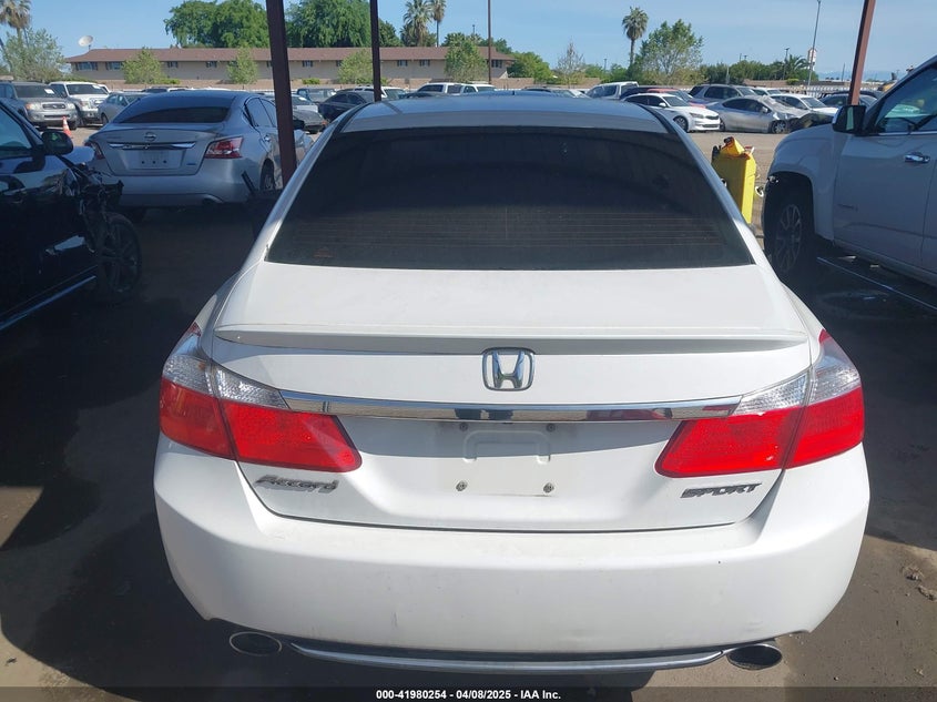 2015 HONDA ACCORD VIN: 1HGCR2F56FA252034
