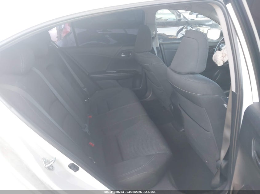 2015 HONDA ACCORD VIN: 1HGCR2F56FA252034