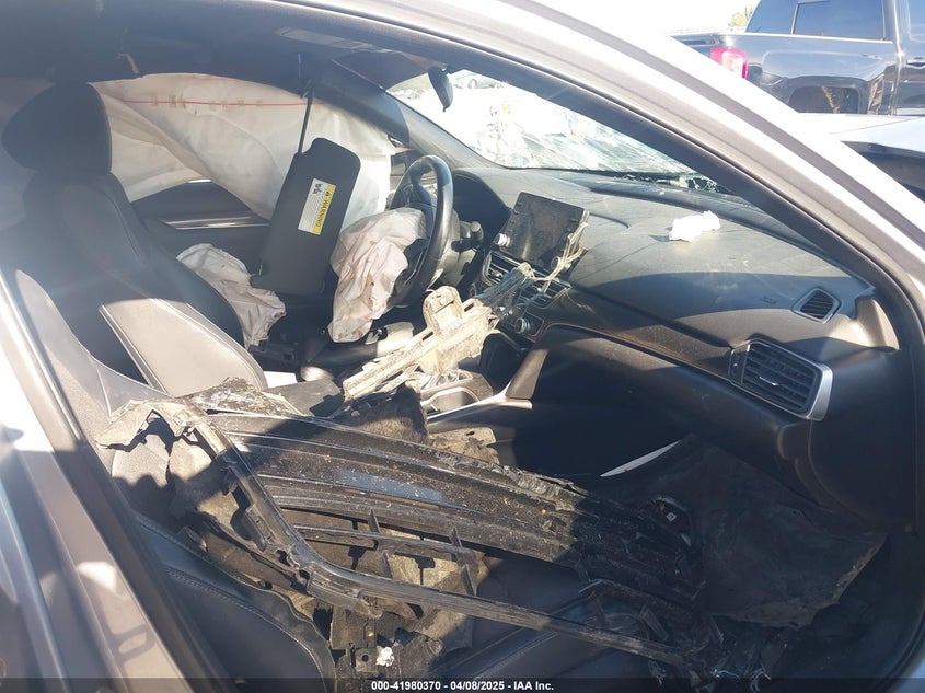 2018 HONDA ACCORD VIN: 1HGCV1F35JA167439