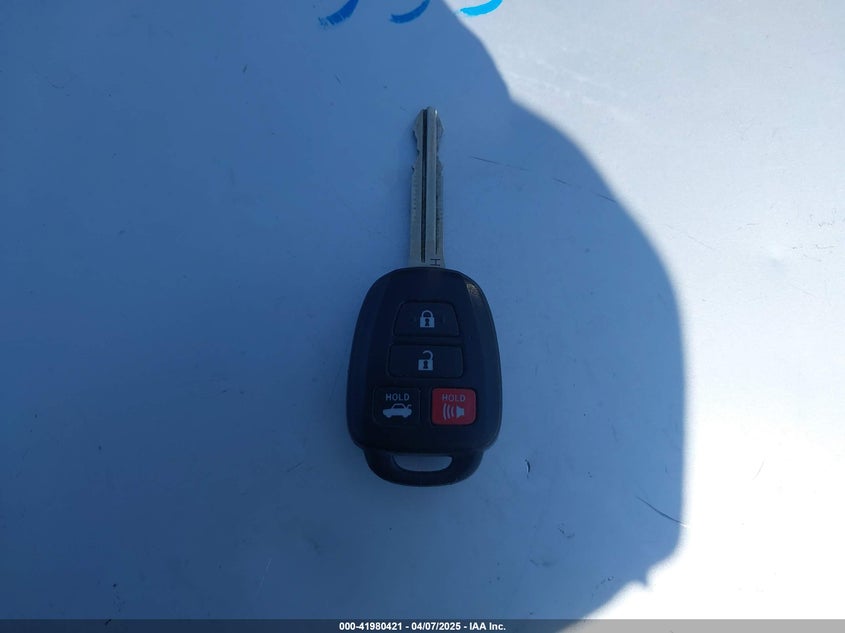 2015 TOYOTA COROLLA VIN: 5YFBURHE5FP247031
