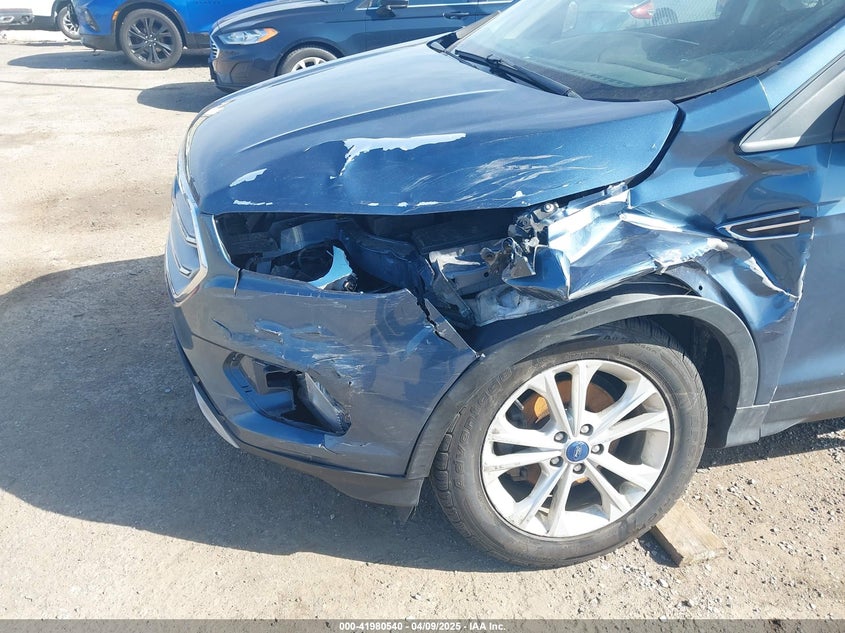 2018 FORD ESCAPE VIN: 1FMCU0GDXJUC32346