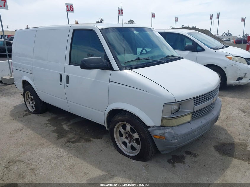1GCDM19X03B132311 2003 CHEVROLET ASTRO photo no. 1