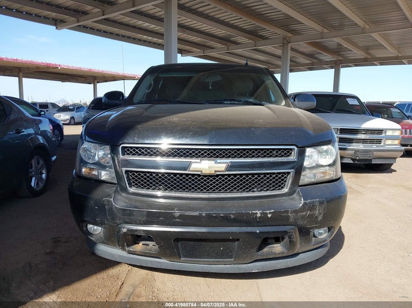 2011 CHEVROLET SUBURBAN 1500 VIN: 1GNSCJE06BR386573