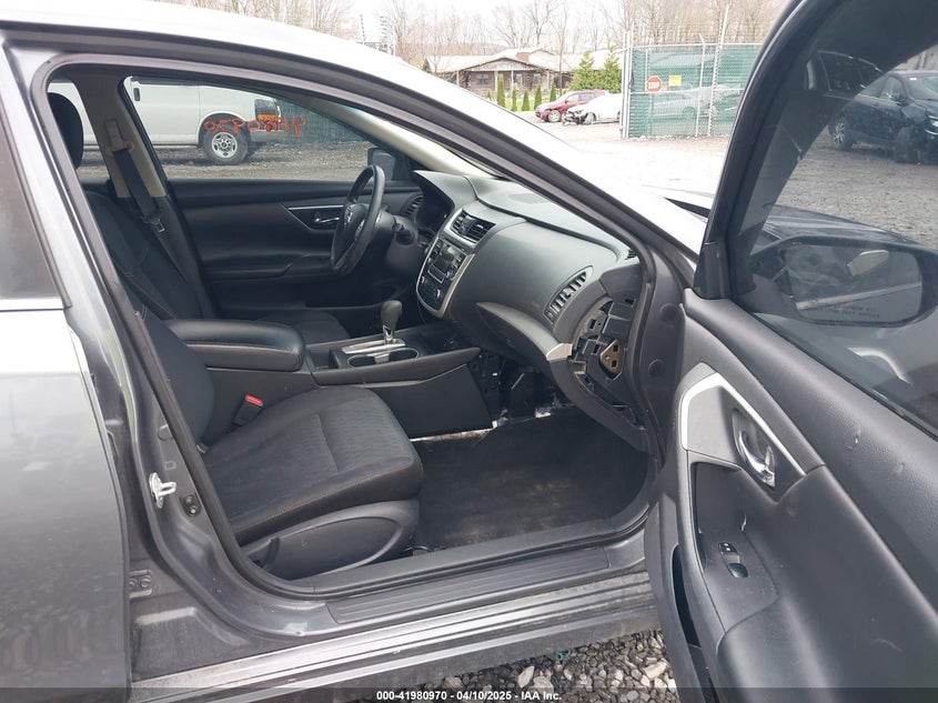 2017 NISSAN ALTIMA VIN: 1N4AL3AP8HN348044