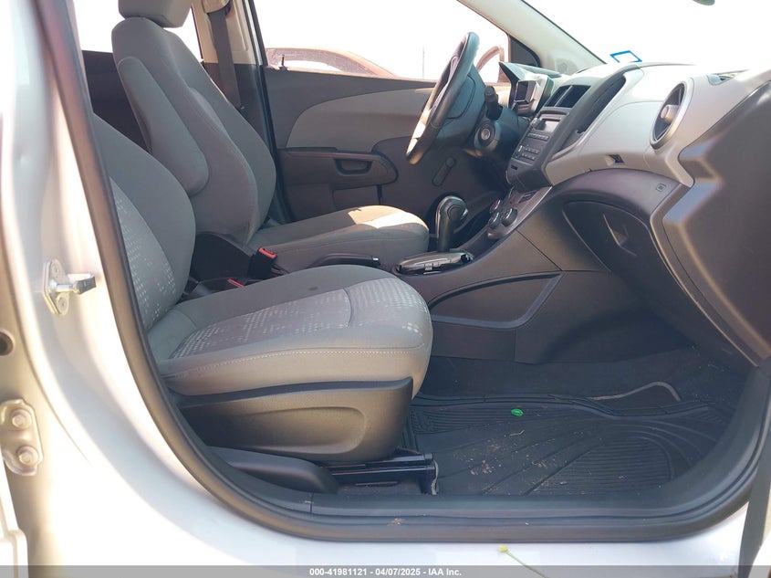 2015 CHEVROLET SONIC VIN: 1G1JA5SH1F4102774