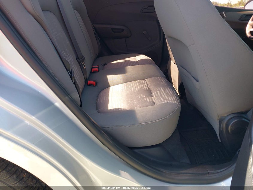 2015 CHEVROLET SONIC VIN: 1G1JA5SH1F4102774