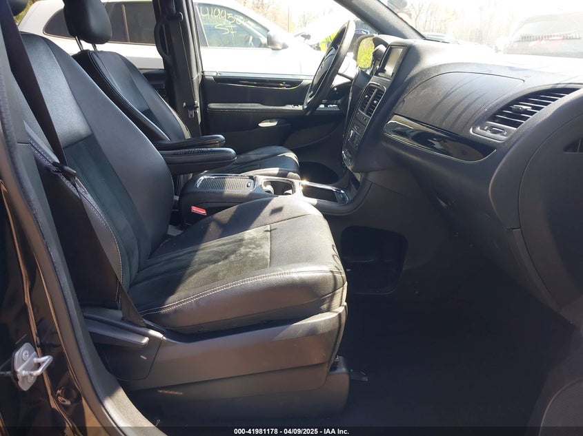 2016 DODGE GRAND CARAVAN SXT - 2C4RDGCG2GR118242