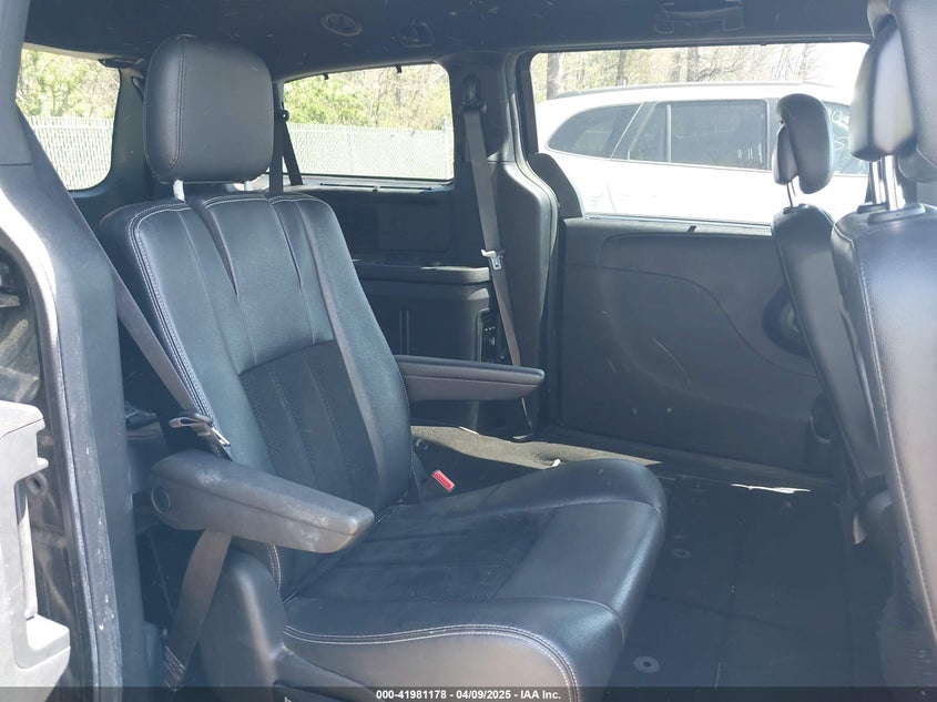 2016 DODGE GRAND CARAVAN SXT - 2C4RDGCG2GR118242