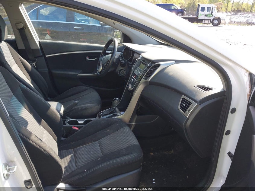 2016 HYUNDAI ELANTRA GT VIN: KMHD35LH3GU256073