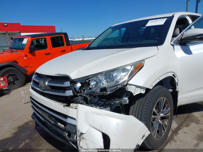 VIN 5TDBZRFH5HS398511 2017 TOYOTA HIGHLANDER LE