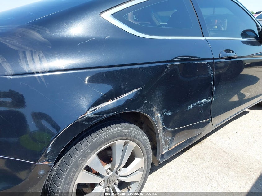 2009 HONDA ACCORD VIN: 1HGCS127X9A001687