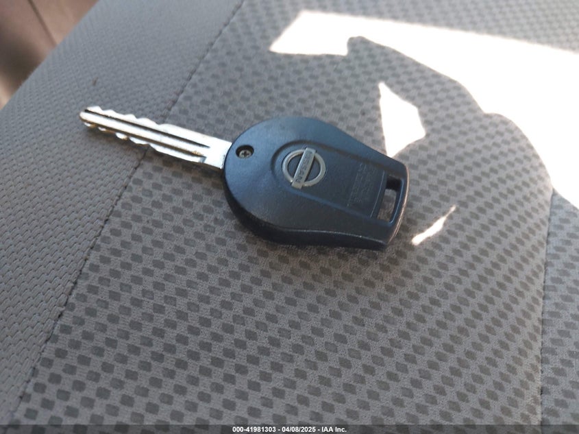 2013 NISSAN ROGUE VIN: JN8AS5MT6DW041868