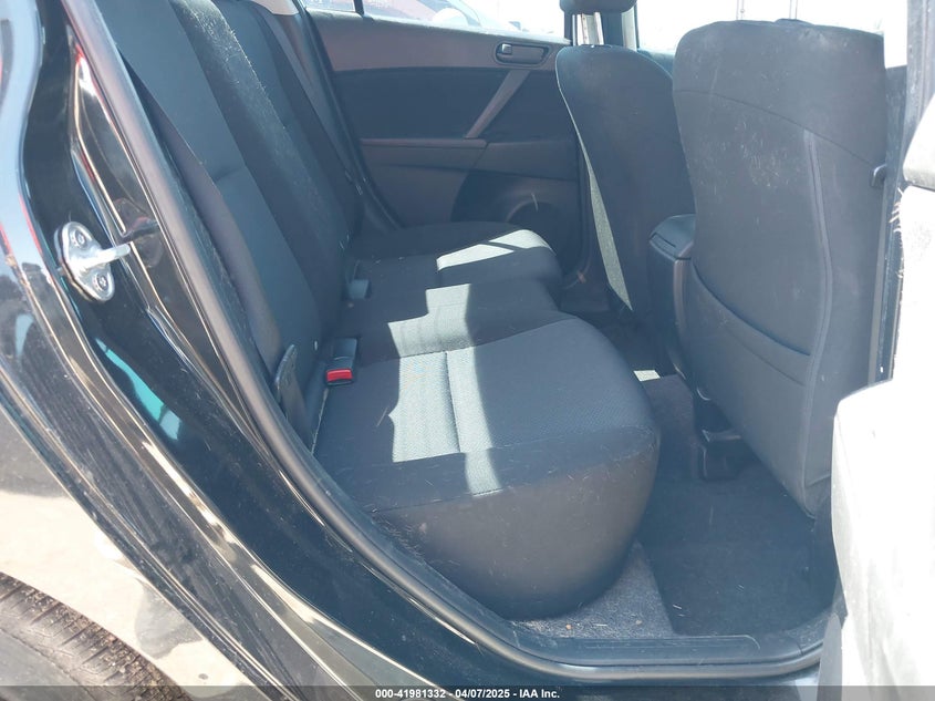 2011 MAZDA MAZDA3 VIN: JM1BL1UF1B1455344