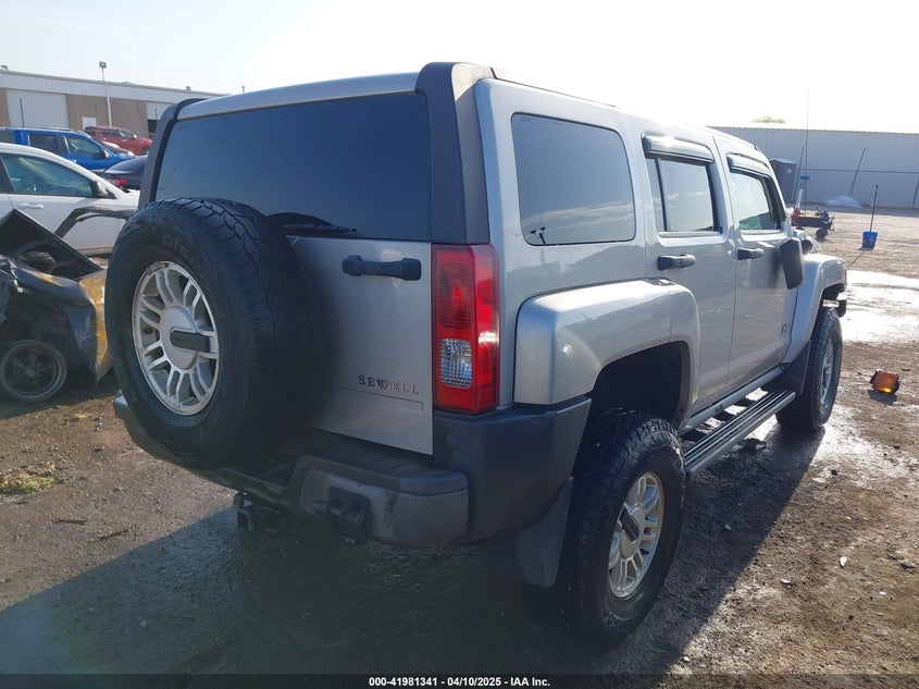2006 HUMMER H3 SUV VIN: 5GTDN136868194546