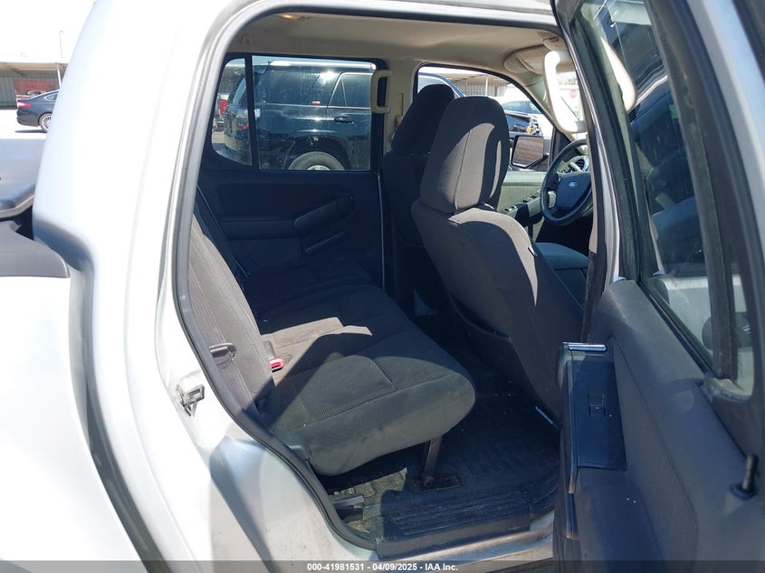 2010 FORD EXPLORER SPORT TRAC VIN: 1FMEU3BE2AUA00236