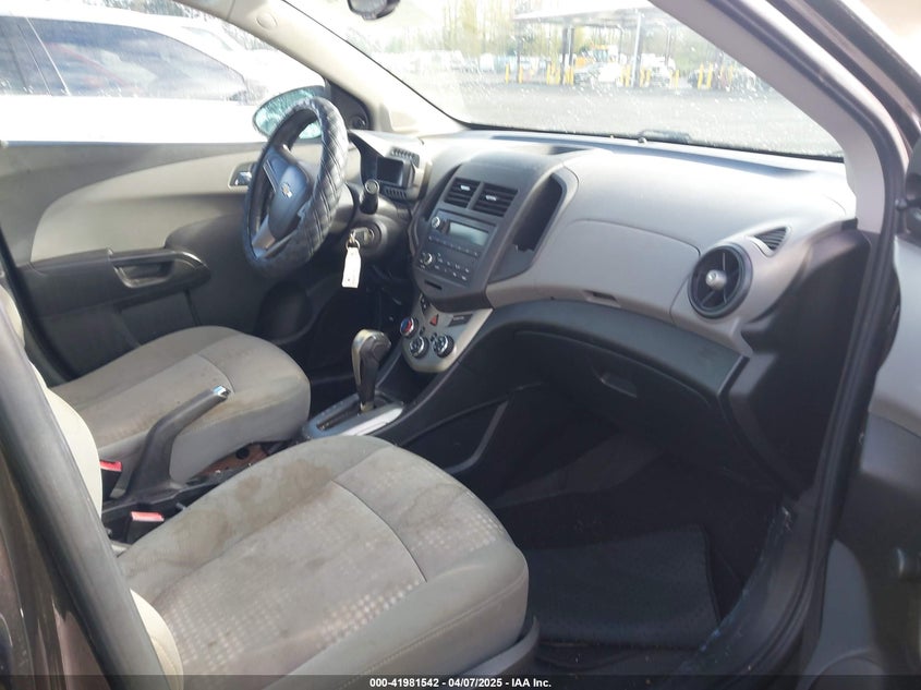 2013 CHEVROLET SONIC VIN: 1G1JA5SG5D4205779