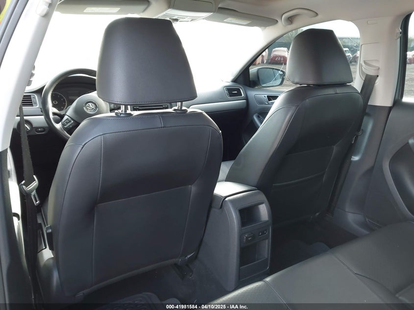 2014 VOLKSWAGEN JETTA SE - 3VWD17AJXEM213229
