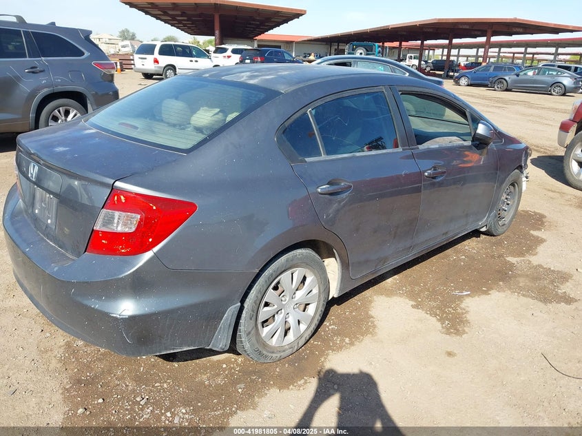2012 HONDA CIVIC VIN: 2HGFB2F55CH611193