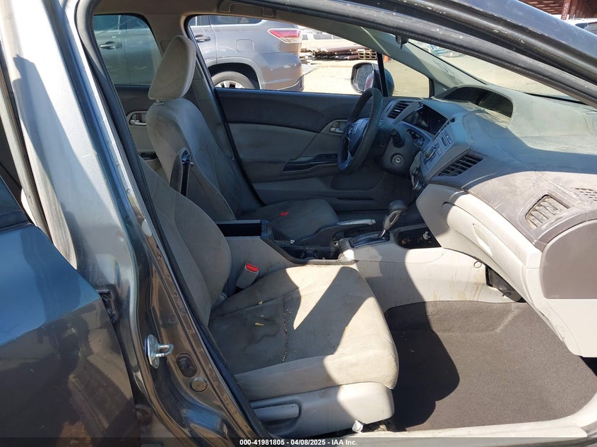2012 HONDA CIVIC VIN: 2HGFB2F55CH611193