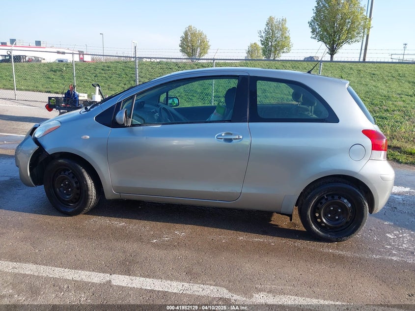 2009 TOYOTA YARIS VIN: JTDJT903495260380
