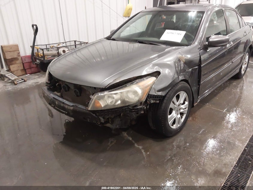 2010 HONDA ACCORD VIN: 1HGCP2F44AA070774