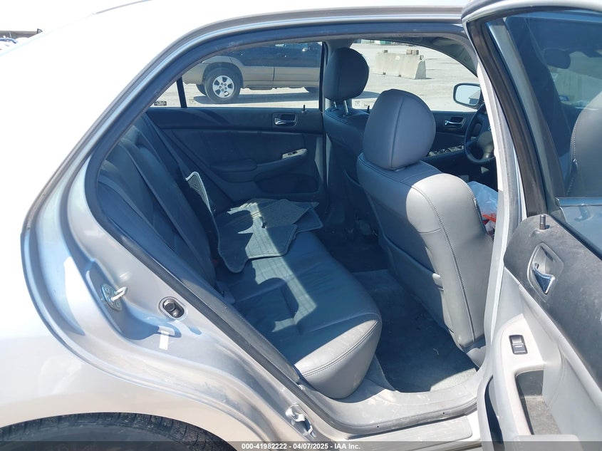 2006 HONDA ACCORD VIN: 1HGCM56886A067073