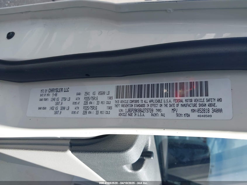 2008 JEEP LIBERTY VIN: 1J8GP28K88W273720