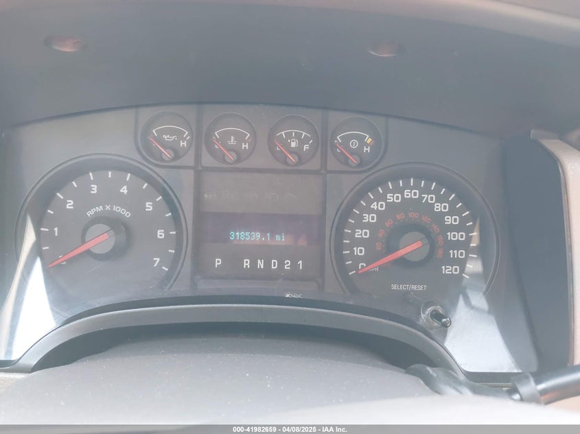 2009 FORD F-150 VIN: 1FTRX12W89KC52056