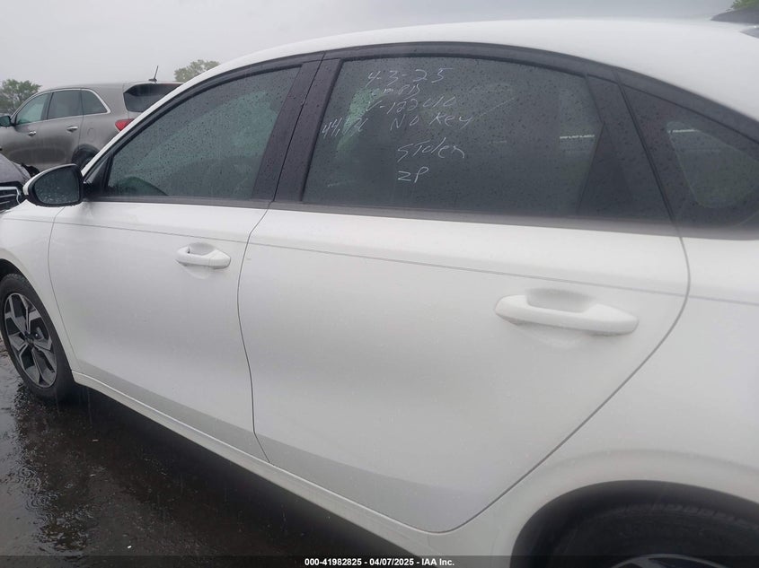 2019 KIA FORTE LXS - 3KPF24AD9KE122010