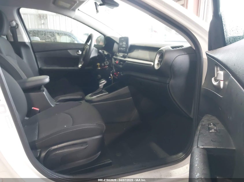 2019 KIA FORTE LXS - 3KPF24AD9KE122010