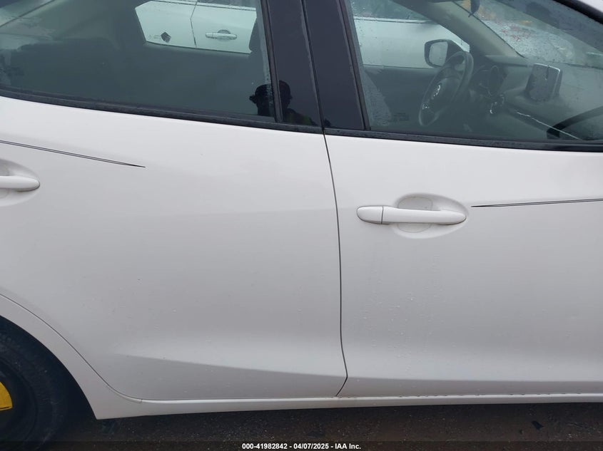 2017 TOYOTA YARIS IA VIN: 3MYDLBYV0HY173573