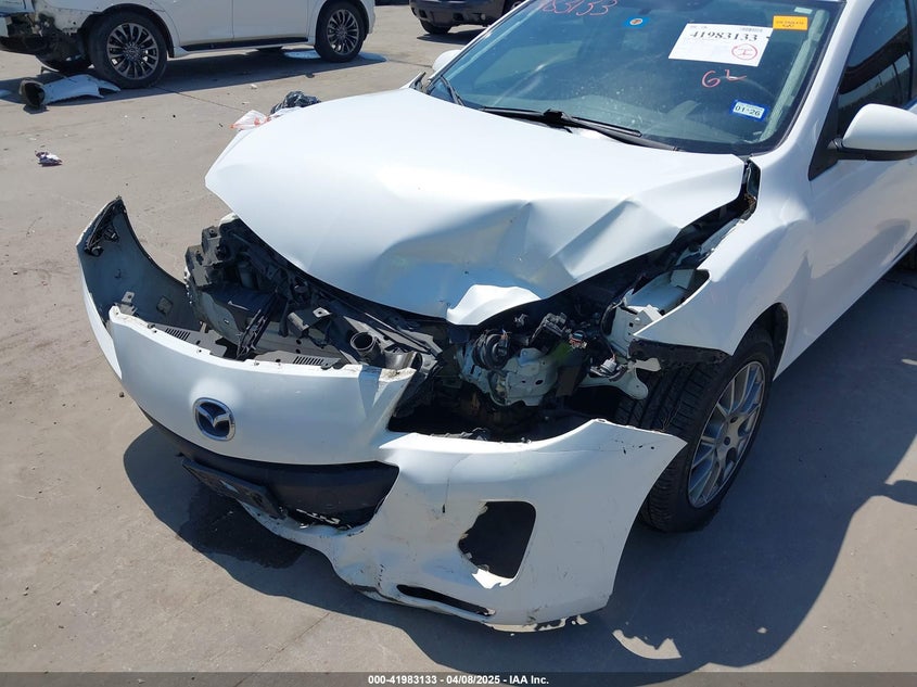 2013 MAZDA MAZDA3 VIN: JM1BL1U71D1701482