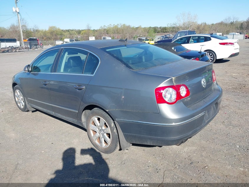 2006 VOLKSWAGEN PASSAT VIN: WVWEK93C66P030923