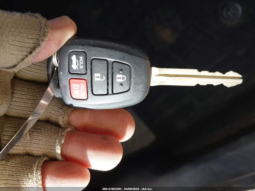 2017 TOYOTA COROLLA SE - 2T1BURHE3HC911331