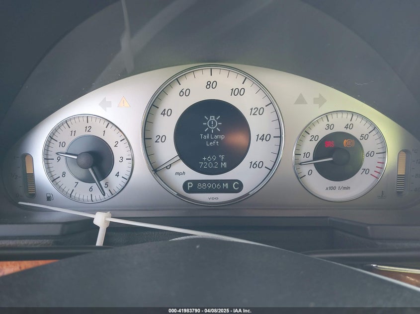 2009 Mercedes-Benz E 350 VIN: WDBUF56X39B430588 Lot: 41983790