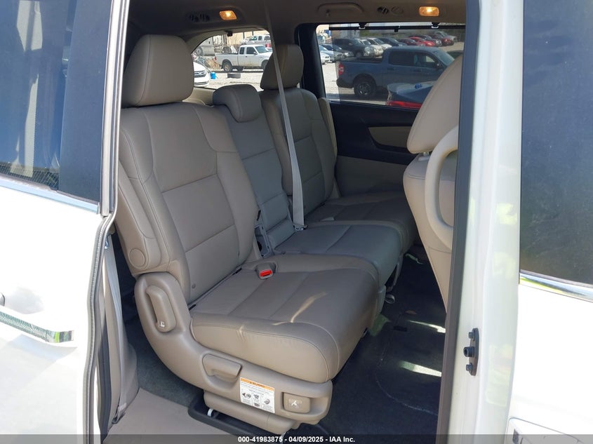 2016 HONDA ODYSSEY VIN: 5FNRL5H66GB124645