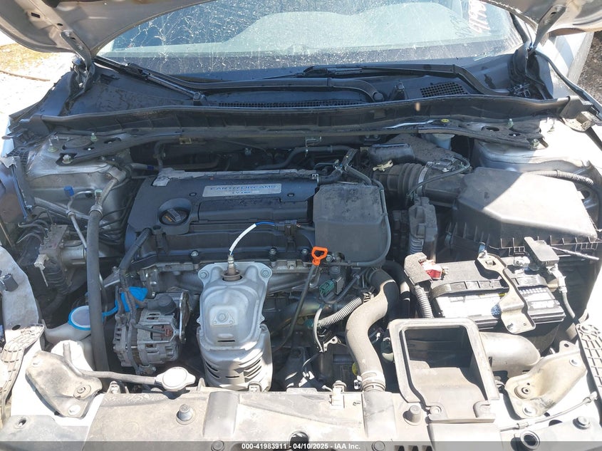 2015 HONDA ACCORD VIN: 1HGCR2F56FA018122