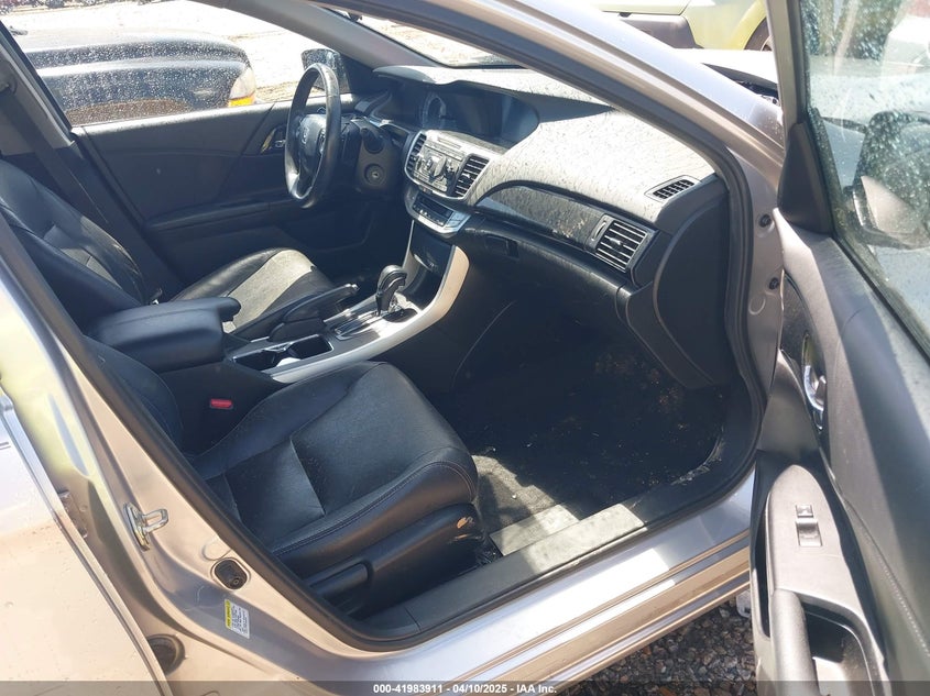 2015 HONDA ACCORD VIN: 1HGCR2F56FA018122