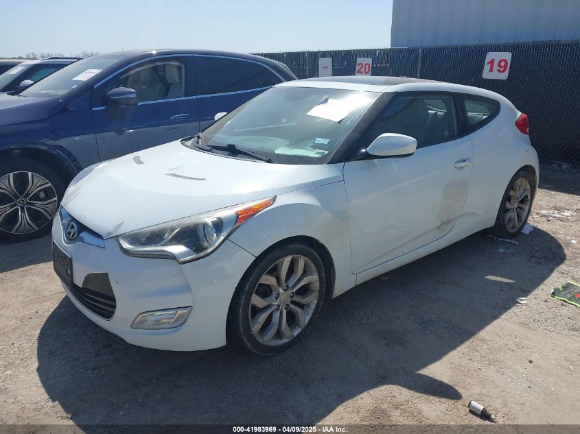 2013 Hyundai Veloster Base W/Gray VIN: KMHTC6AD6DU107198 Lot: 41983969