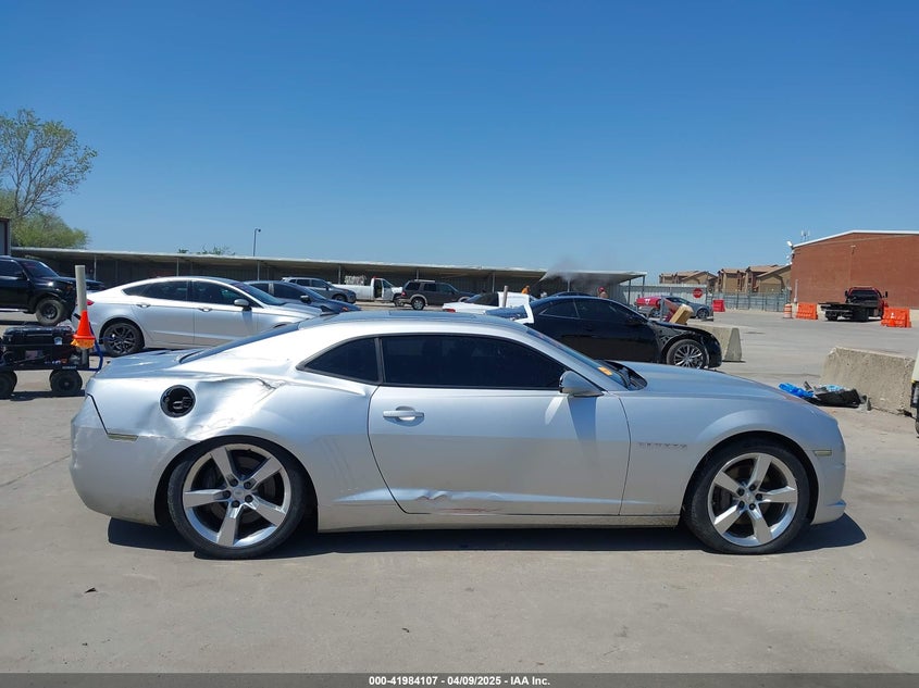2011 CHEVROLET CAMARO VIN: 2G1FK1EJ1B9103568