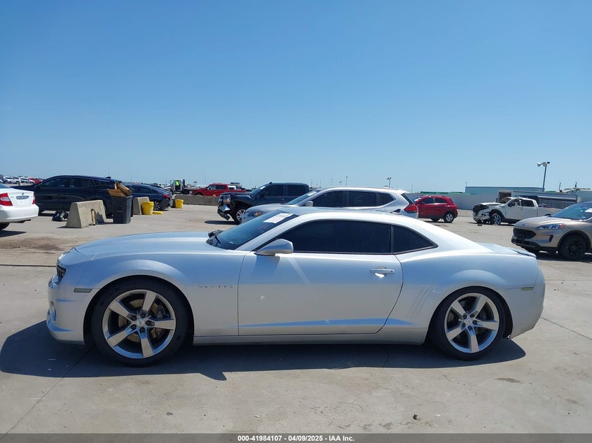 2011 CHEVROLET CAMARO VIN: 2G1FK1EJ1B9103568