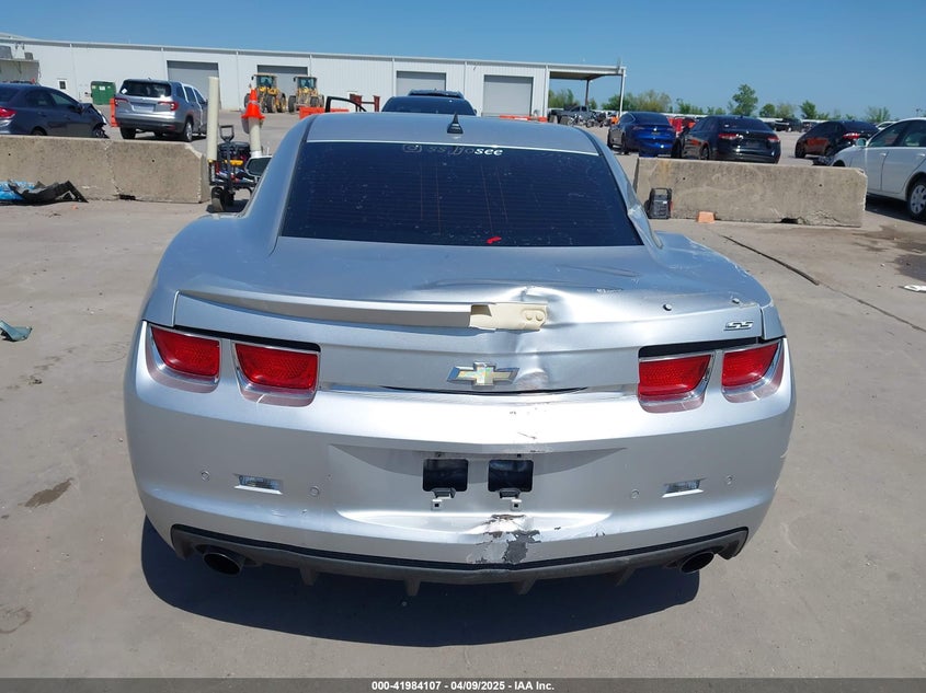 2011 CHEVROLET CAMARO VIN: 2G1FK1EJ1B9103568